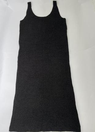 Сукня чорна в'язана s
