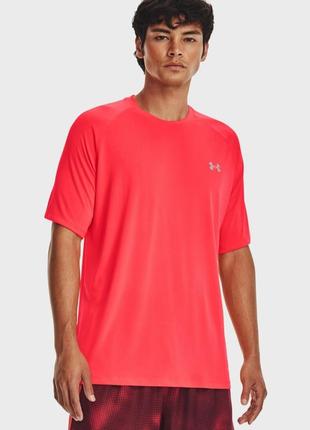 Under armour коралловая футболка ua tech reflective ss /0000h/