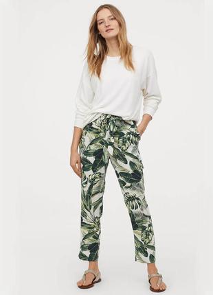 Красивые летние брюки с зелёными листьями с карманами h&m1 фото