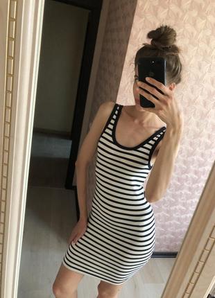 Новое платье майка h&m миди полосатое пирожное белое синее платье новое полосатое платье4 фото