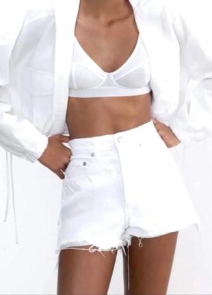 Женские джинсовые белые шорты zara зара с потертостями 36 размер