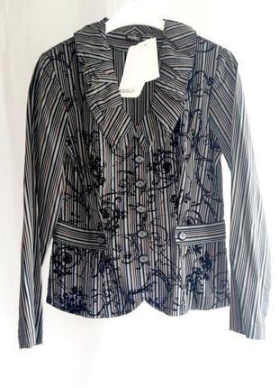 Блуза пиджак с велюровым декором