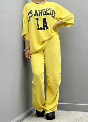 Костюм спортивний жіночий оверсайз футболка з принтом штани на високій посадці з кишенями якісний стильний трендовий бежевий жовтий2 фото