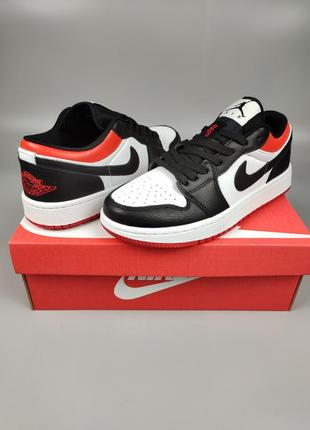 Кроссовки найк джордан мужские nike air jordan 1 low black toe