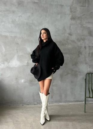 Туніка oversize з подовженою горловиною