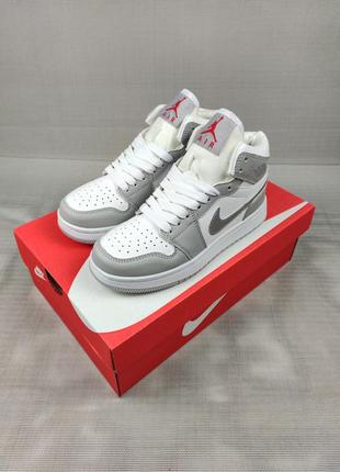 Кроссовки женские подростковые nike air jordan 1 mid gray camo 36-41