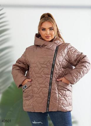 Демисезонная женская куртка размер 48-50