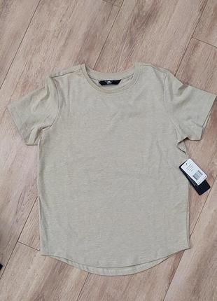 Футболка jordancraig
довжина 48, спина 49
пог 37.5
плечі 29.5