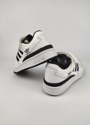 Кроссовки женские подростковые adidas forum low white black6 фото