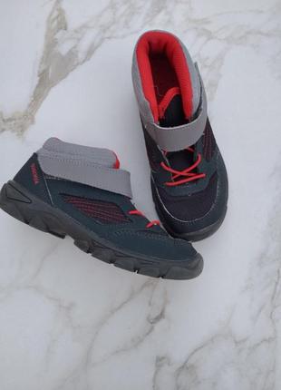 Отличные фирменные ботинки демисезон для мальчика