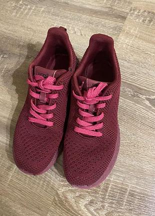 Кроссовки 37р.