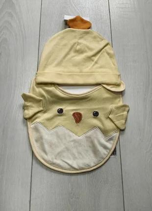 Комплект шапка и нагрудник цыпленка желтое primark 0/6, 6/12, 12/18 мес