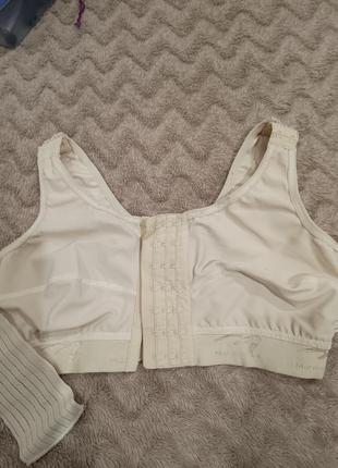 Білизна для/після маммопластики