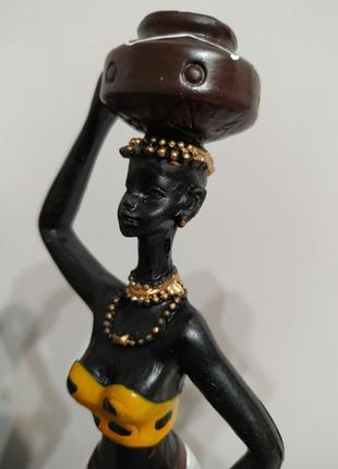Статуетка африканська жінка з кувшином  африка дівчина африканка4 фото