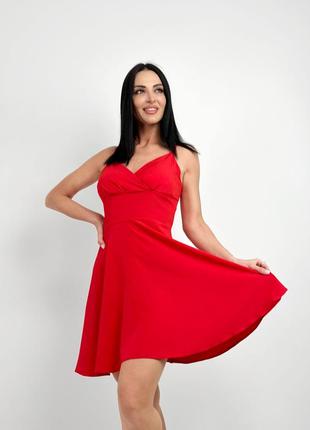 Коктейльне літнє плаття з чашечками коротка сукня на бретельках6 фото