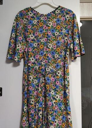 Платье из натуральной ткани в цветочный принт от m&amp;co💙🧡7 фото