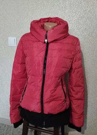 Куртка жіноча