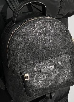 Louis vuitton palm springs backpack total black  ki01119