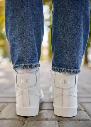 Жіночі кросівки nike blazer high full white знижка sale | smb7 фото