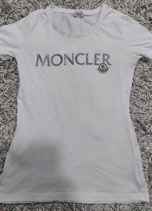 Шикарная женская футболка с логотипом moncler.10 фото