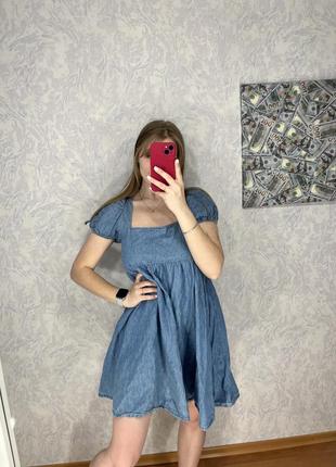Маленький джинсовий сарафан, сукня