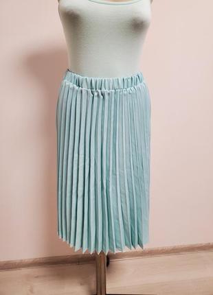 Шикарная брендовая юбка плиссе мятного цвета