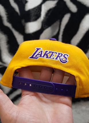 Бейсболка, кепка adidas lakers.2 фото