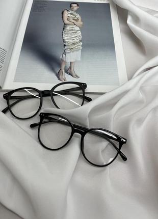 Чорна базові іміджеві окуляри1 фото