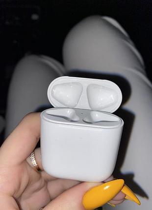 Поштучно кейс a1602, airpods 1/2 лівий a1722/a2031, правий a15...