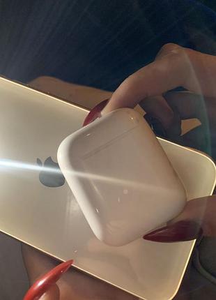 Поштучно кейс a1602, airpods 1/2 лівий a1722/a2031, правий a15...