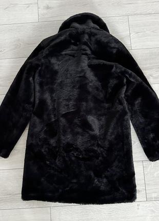 Куртка зі штучного хутра reserved чорна стильна трендова10 фото