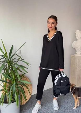 Костюм вільного крою