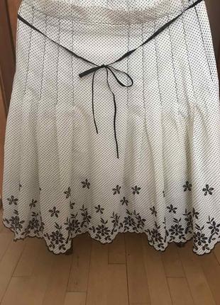 Оригинальна летняя юбка с вышивкой