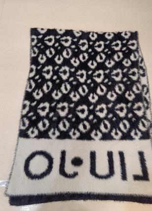 Продам шикарний новвый шарф итальянского бренда liu jo, ширина 57 см, долина 104см