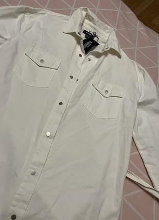 Платье рубашка джинсовая джинс хлопковая хлопок missguided белая6 фото