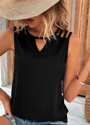 Shein. из англии. в наличии. майка с вырезами на плечах.