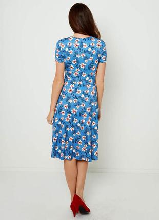 .брендовое сине-голубое вискозное платье миди "joe browns" в цветочек. размер uk10/eur38.2 фото