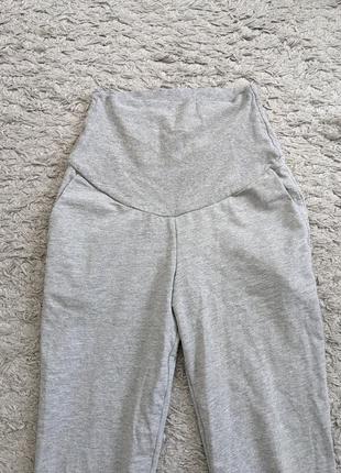 Спортивные штаны для беременных женщин от h&amp;m, size s, общая длина 105 длина на уровне пояса 92, бедра 463 фото