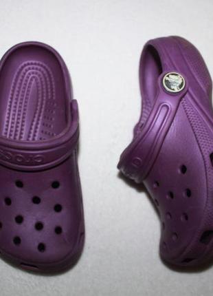 Кроксы фирмы crocs размер 8-9 по стельке 16 см.