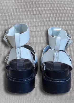 Классные белые сандали - босоножки. bershka. размер  37.5 фото
