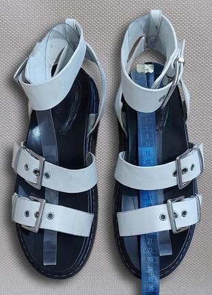 Классные белые сандали - босоножки. bershka. размер  37.7 фото