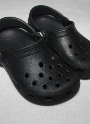 Кроксы фирмы crocs размер 8-9 (наш 25 размер) по стельке 15,5-16 см.