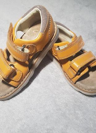 Кожаные сандалии carter's 24 размер