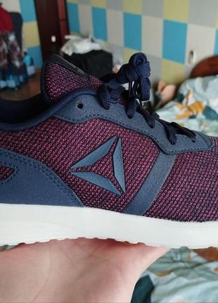 Reebok оригінал 40 (за устілкою 25.5 см) нові кросівки унісекс