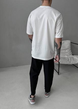 Стильна  чоловіча вельветова футболка "freedom" у білому кольорі5 фото