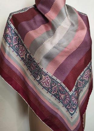 Винтажный шелковый платок, подписанный m. me marc /4243/