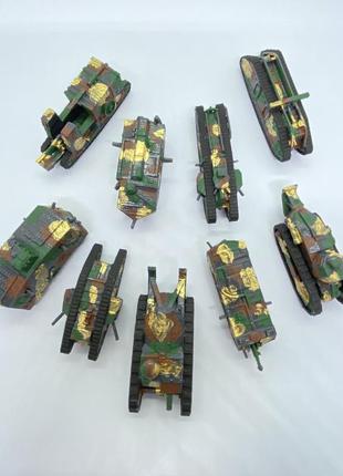 Іграшкові макети бронетехніки першої світової війни, набір 9 шт.