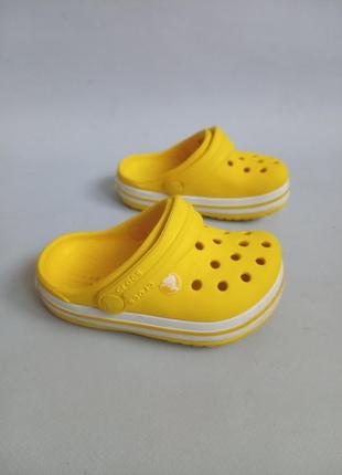 Тапочки crocs