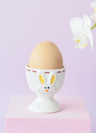 Подставка под яйцо керамичяская кролик пасхальный 6798 белая