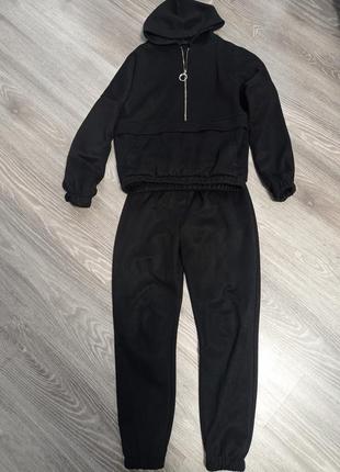 Велюровий спортивний костюм